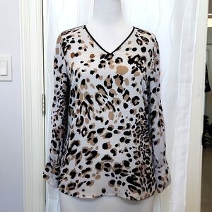 Chico's Animal Print V-Neck Long Sleeve Top
